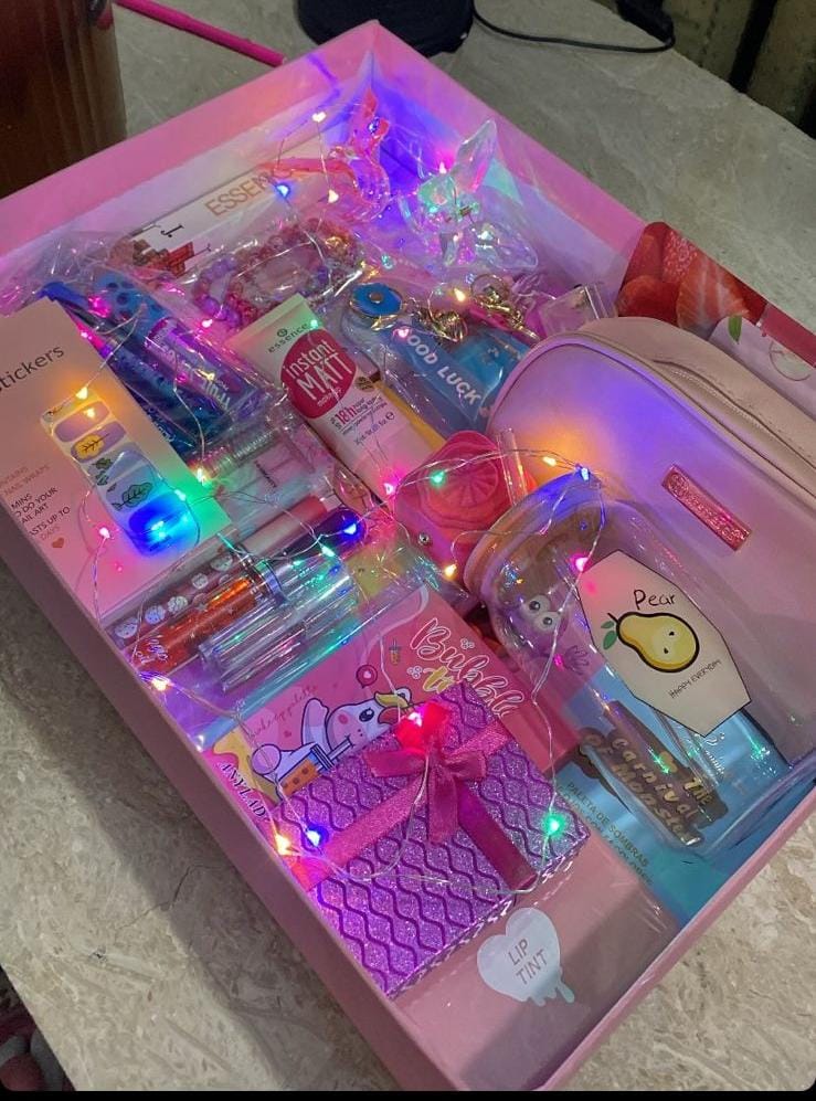 Pinky Box
