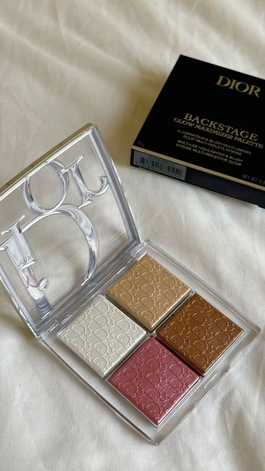 Dior backstage highlighter palette
