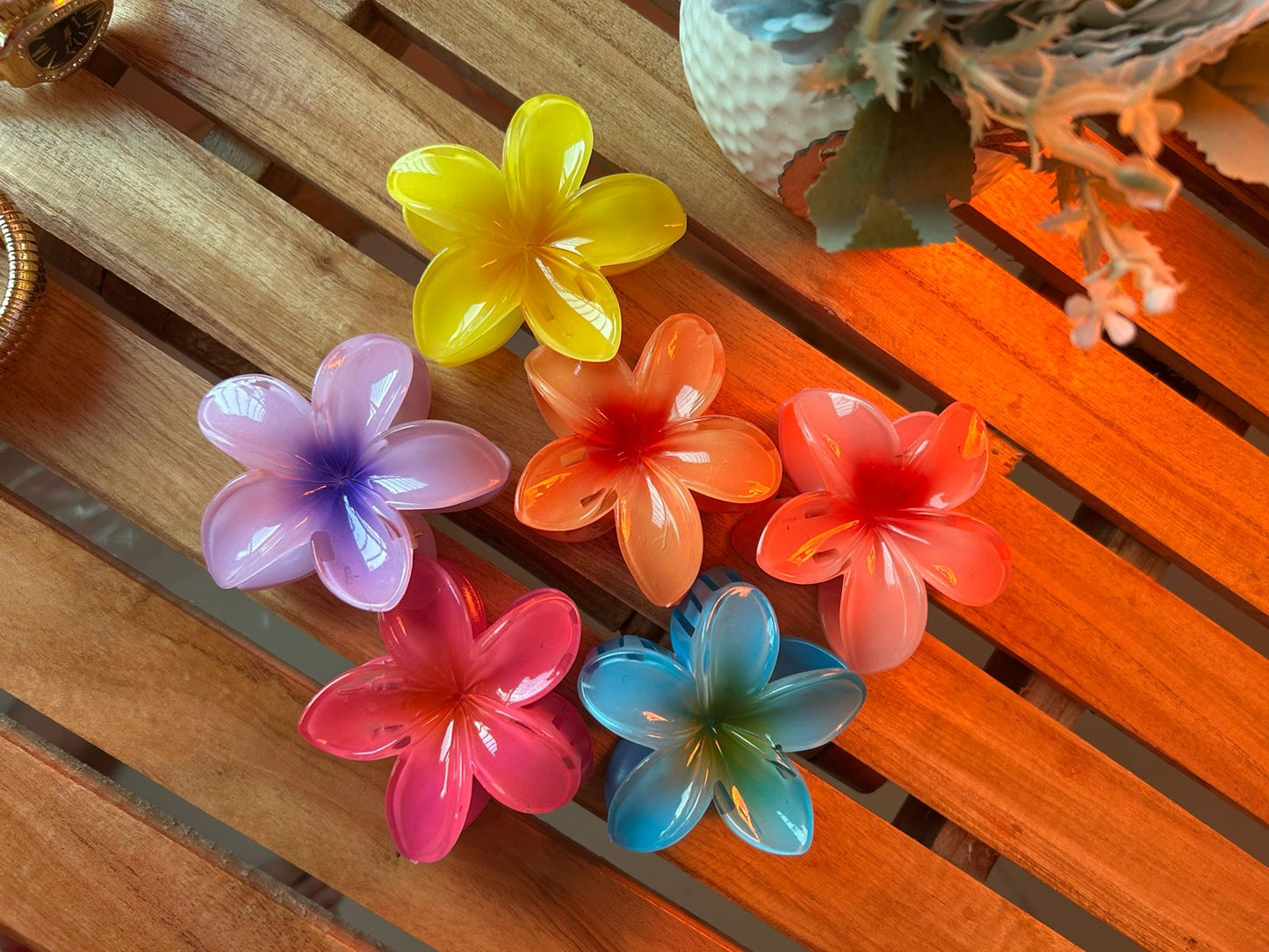 Flower clips