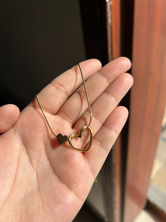 Double heart pendant