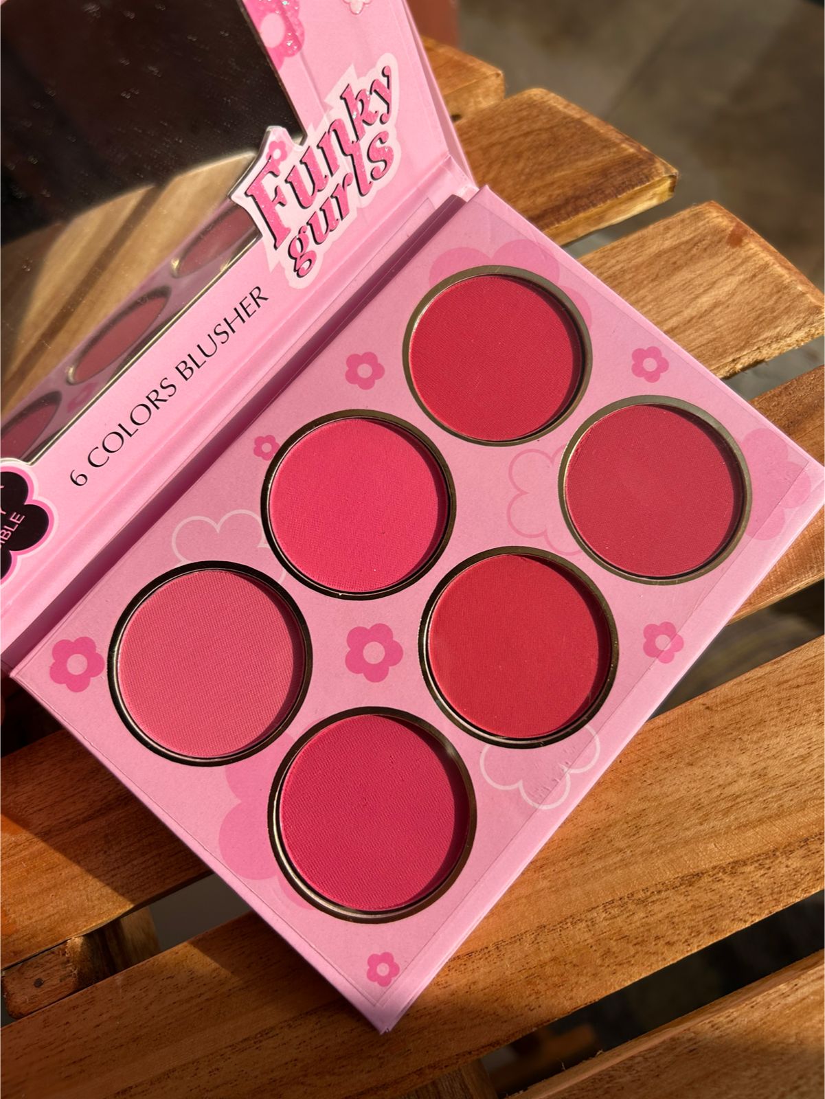 Funky Girl Blush Palette (6 colors)