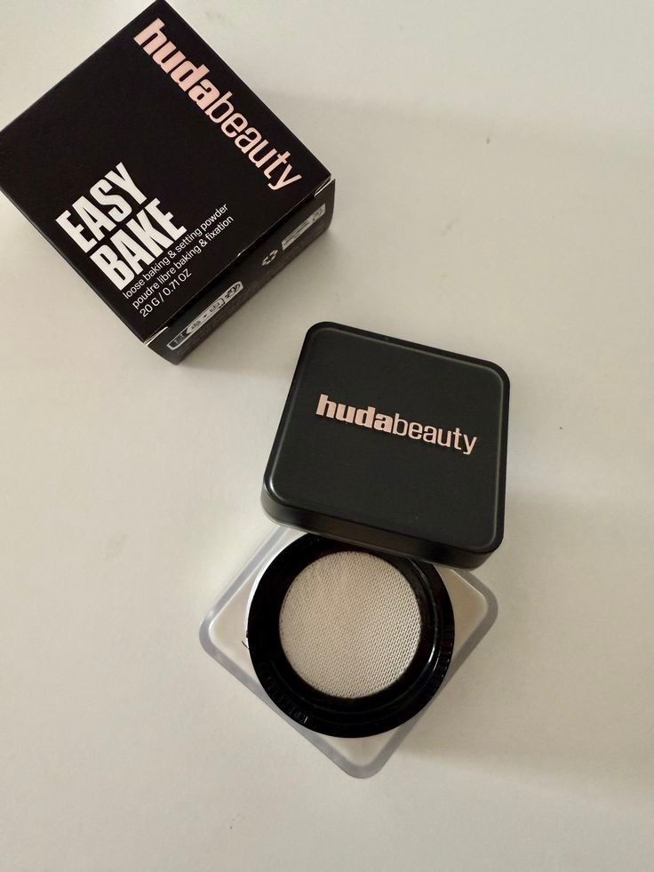 Huda beauty easy bake setting powder